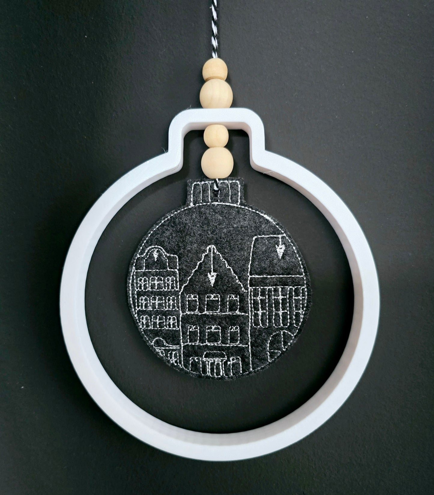 Filzanhänger mit oder ohne Weihnachtskugel